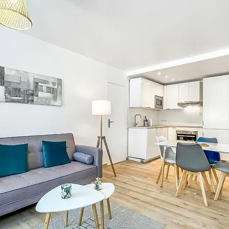 Apartment Homey Everyday - New / Free Parking
