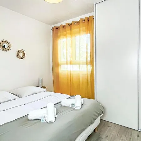 Homey Everyday - New / Free Parking Apartment *